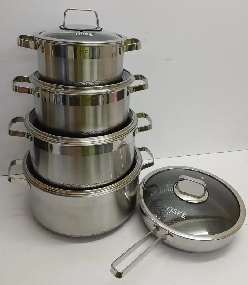 Premium High quality Tripply S/S Stainless steel cookware set with Hammered Patterned design   ✴️Comes with Stainless steel lids,mirror polished exterior and eco  Friendlly Non-stick properties. view 2