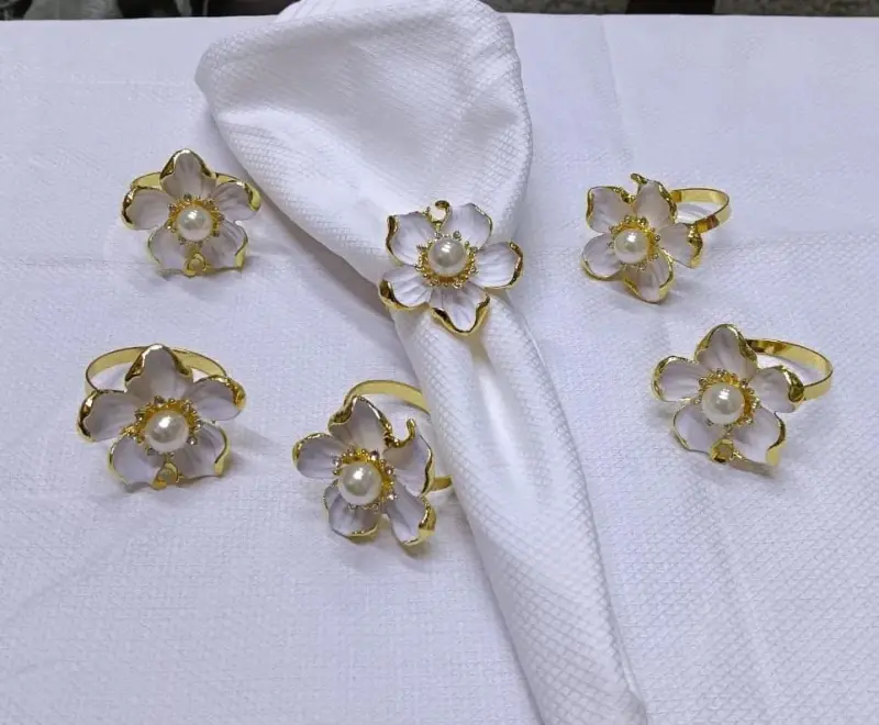 6-pcs- Napkin Holder (With Pearl) view 4