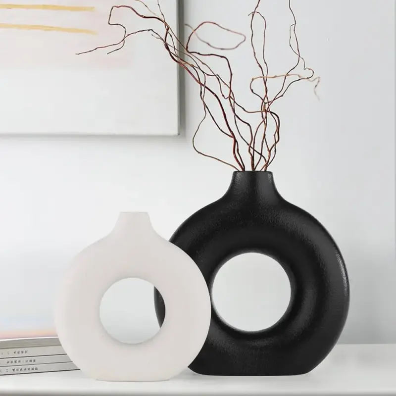 Décor Vase (Doughnut Shape)
