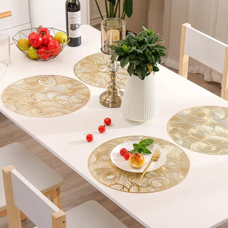 Gold Table Mats 6-Pieces