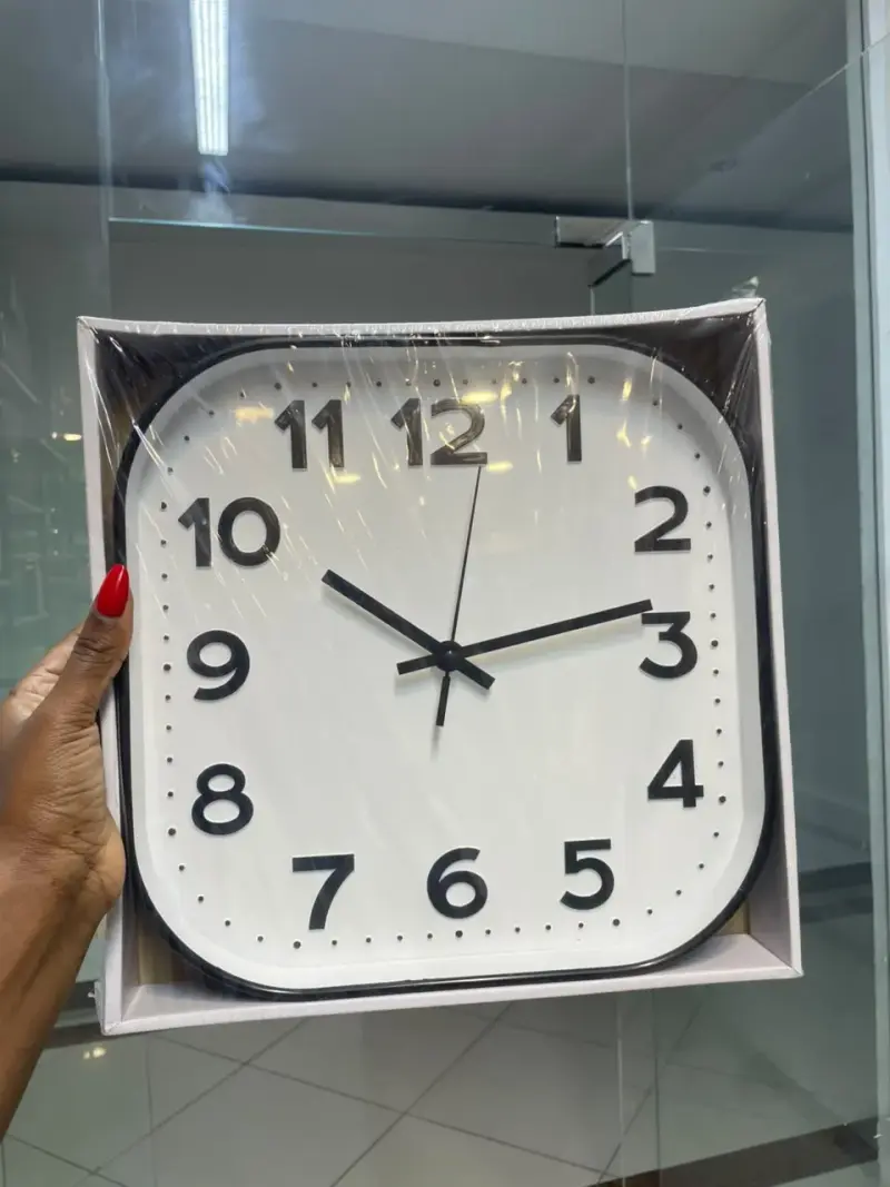 Quartz Wall Clock | Kenya view 1