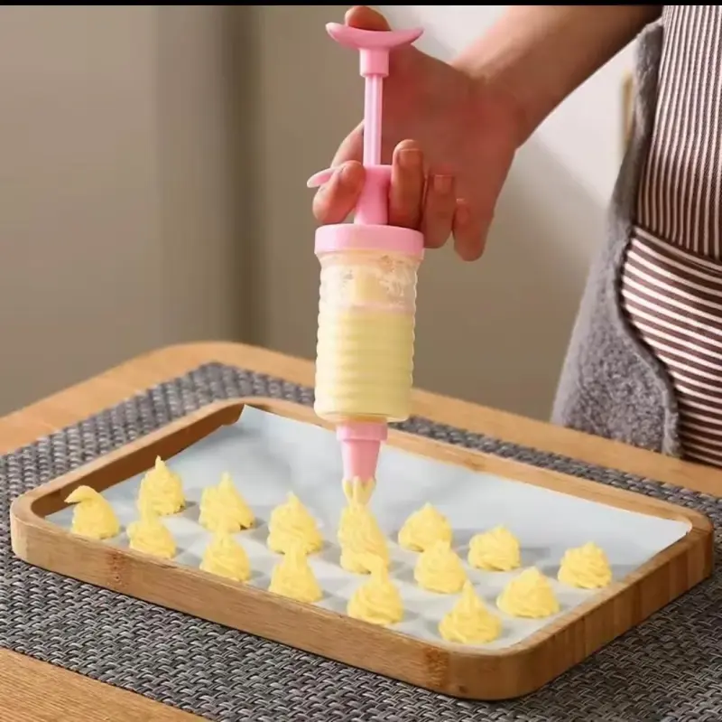 Cake Icing Nozzles Plus Gun Set | Kenya view 4