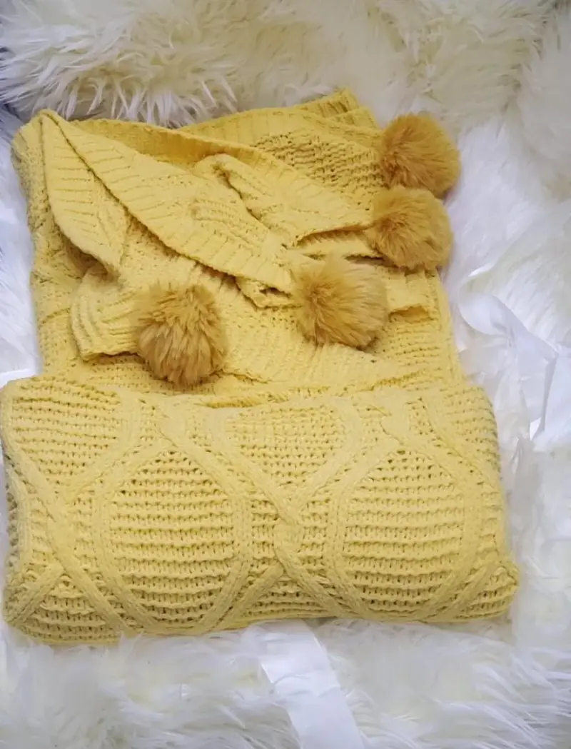Throw Blanket - Knitted | Kenya view 4