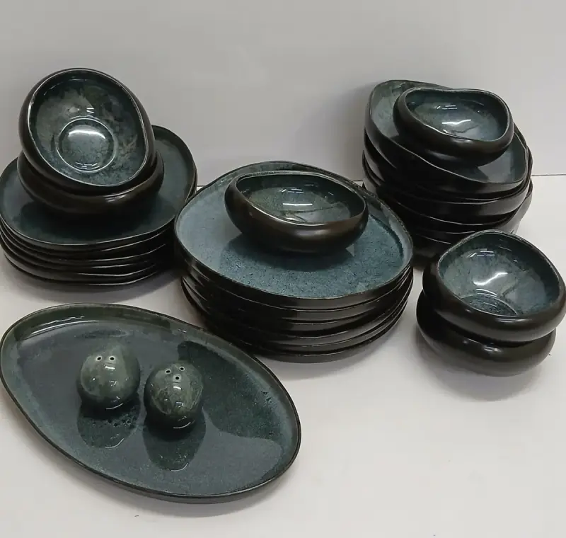 27Pcs Ceramic Dinner Set | Kenya view 2